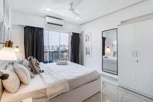 Delphi 2BHK - Calm Comfort Minutes from BKC
