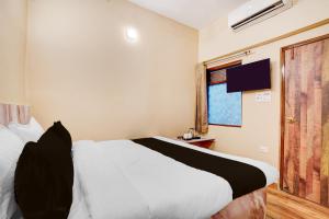 Hotel O Ramesh Nagar Metro Station Formerly Rosewood