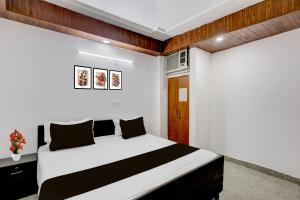 Collection O Sector 18 Noida Formerly True Residency