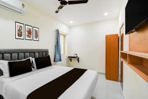 Townhouse Oak Kamineni Bus Stop