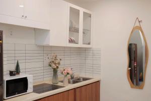 Stylish Entire House Near Pink Church & Tan Dinh Market Prime Location