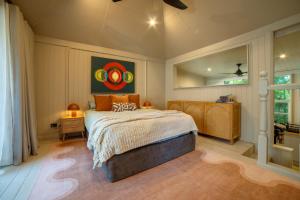 Vana - Charming & Spacious Rainforest Studio - Mullumbimby - Recent renovation