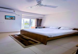 Bhagat Inn Airport Hotel