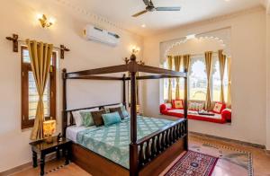 Grandiose Manor Luxury Heritage 5 BHK Villa with pool in Udaipur