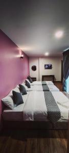 City Hub Hotel Sitiawan