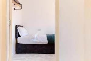 Large 4BR House - Easy Access to Manchester & Liverpool