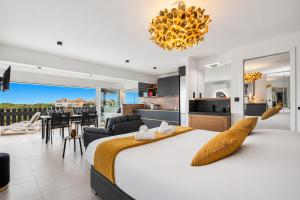 Villa Aurora Port Nature - vue mer- terrasse plein sud - Parking - Village Naturiste