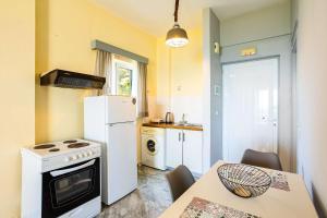Beachfront Nest Memi Koroni-Seaheaven House A3