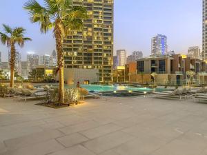 FIRST CLASS 2BR Skyline Luxe Canal Walk