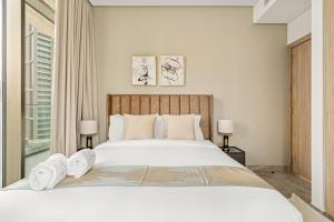 FIRST CLASS 2BR Skyline Luxe Canal Walk
