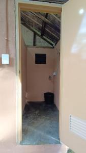 Tonys country glamping chalet with private bathroom