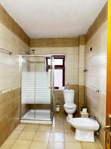 Double and Triple Rooms With Lake View