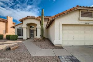 Private Oasis: Pool, Hot Tub & Golf Course Views!