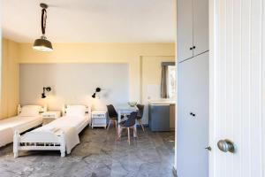 Beachfront Nest Memi Koroni-Seaheaven House B3