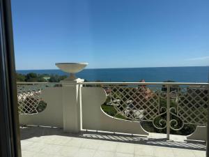 Аркадийский Дворец с Террасой в сердце Аркадии