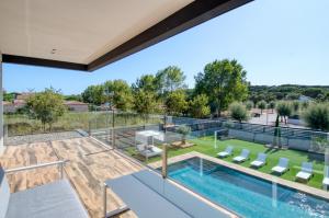 Villa moderne avec piscine