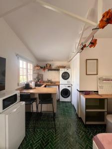 Maisonnette de charme indépendante dans propriété privé & jardin à Cimiez