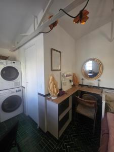 Maisonnette de charme indépendante dans propriété privé & jardin à Cimiez