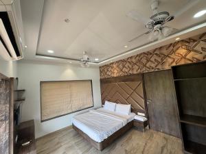 Diwatel Villa - A