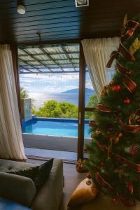 Barneys Pointe Beach House, Batangas City