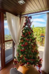 Barneys Pointe Beach House, Batangas City