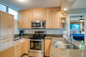 Haleakala Shores #B-102 Ground Floor, Best Location, Pool View, Full Kitchen