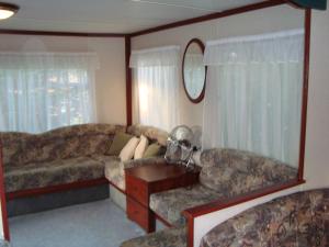 Wczasy nad jeziorem - Steklno