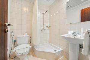 FIRST CLASS 3BR Burj Khalifa & Fountain Views