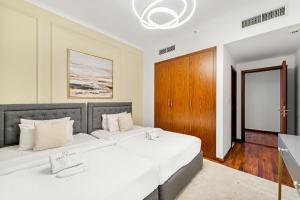 FIRST CLASS 3BR Burj Khalifa & Fountain Views