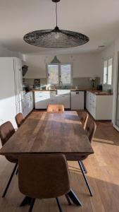 Villa avec piscine - vue sur le pic du midi, pleine nature & calme - 8 personnes