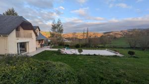 Villa avec piscine - vue sur le pic du midi, pleine nature & calme - 8 personnes