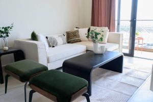 LM VIII Suites in Evaristo Morales