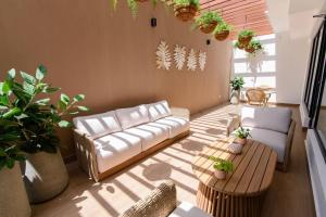 LM VIII Suites in Evaristo Morales