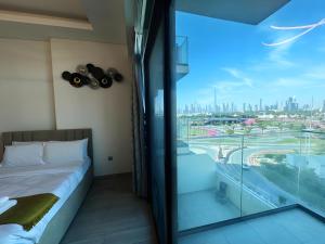 studio with Dubai Burj Khalifa view in Al Jadaf