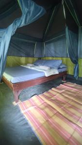 Tonys country glamping chalet with private bathroom