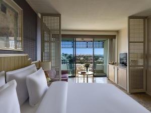 Rixos Downtown Antalya - The Land Of Legends Access