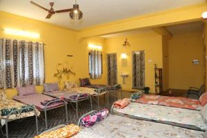 Pleasant stay rooms and cottages