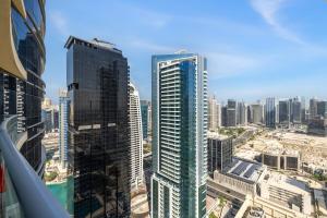 Modern 1BR in Concord Tower JLT with Pool & Gym Access