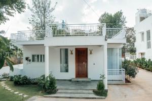 Vian Villa