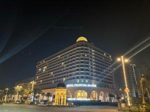 Pratap Living Luxe Studio Stays - Omaxe Hazratganj