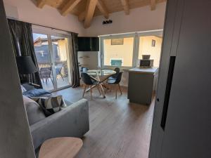 Alpine Lodge Grey by Tss - The charm of the center