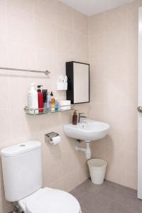 Modern KL City View Suite