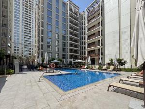 Free housekeeping visits during your stay - StayShort - Modern 1 Bedroom in Dubai Creek Harbour that Sleeps 2