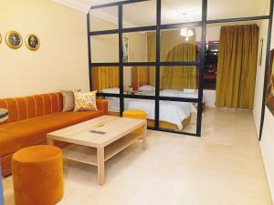 Apartment for Comfort and Luxury, Near the Train Station and Facing Hilton Open