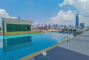 One Residences KL - Kid Friendly - 15min to TRX - 2 Parkings