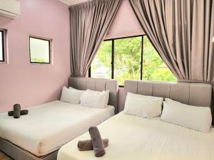 18Pax PJ SS2 Bungalow House, SEK14, 1min to Hospital Picaso, 5 mins to Sheraton PJ, 5km to MidValley