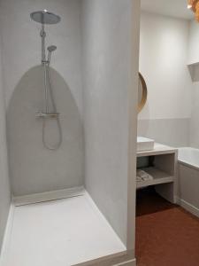 Apartment near Parc Vendôme