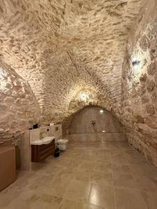Rocinante House
