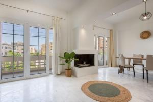Domus 17 II Stylish Retreat Near City & Beach