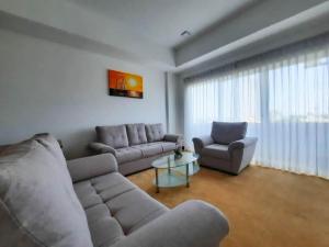 Ocean Breeze Apartment